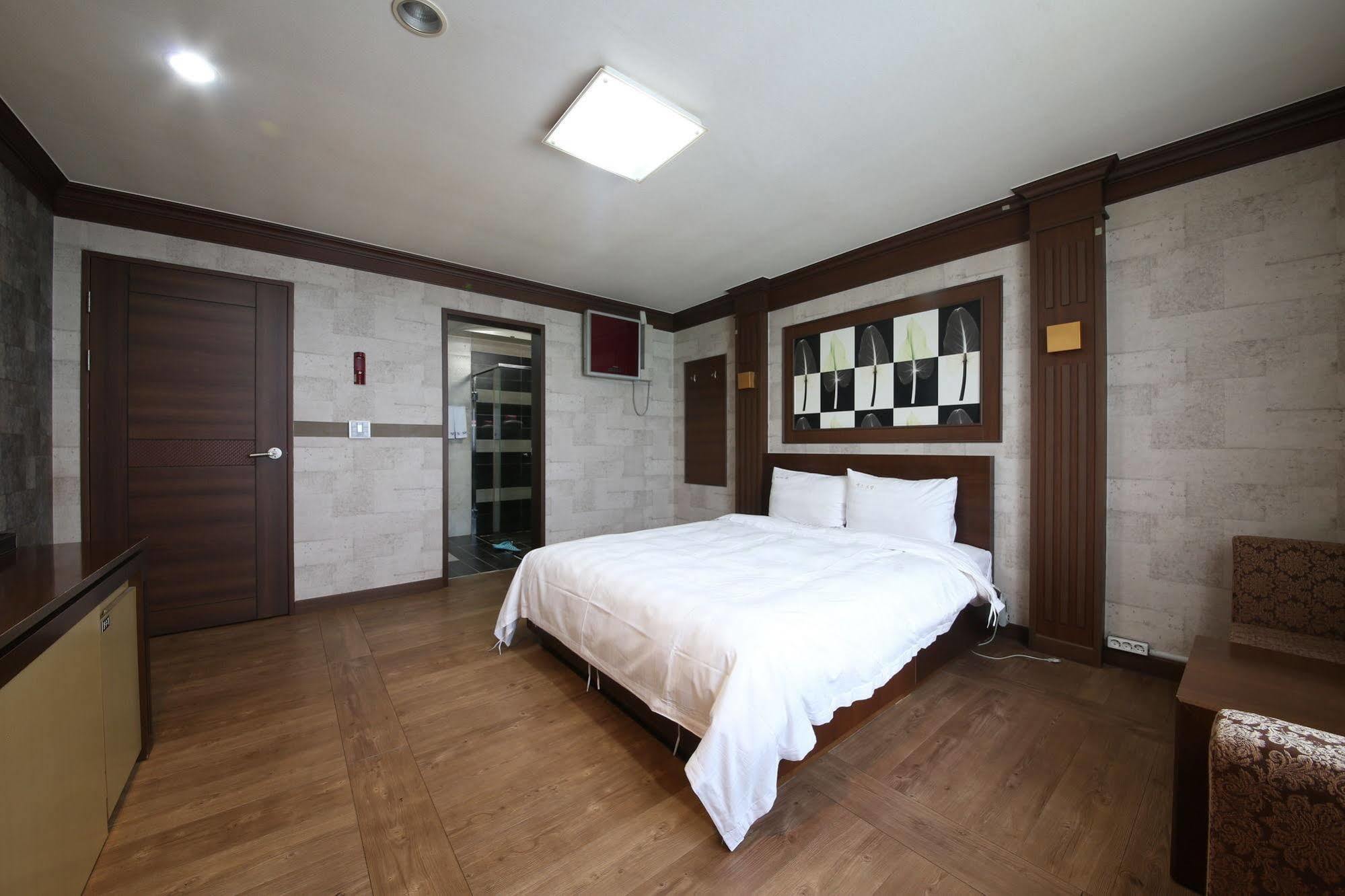 جونسان Yes Motel المظهر الخارجي الصورة