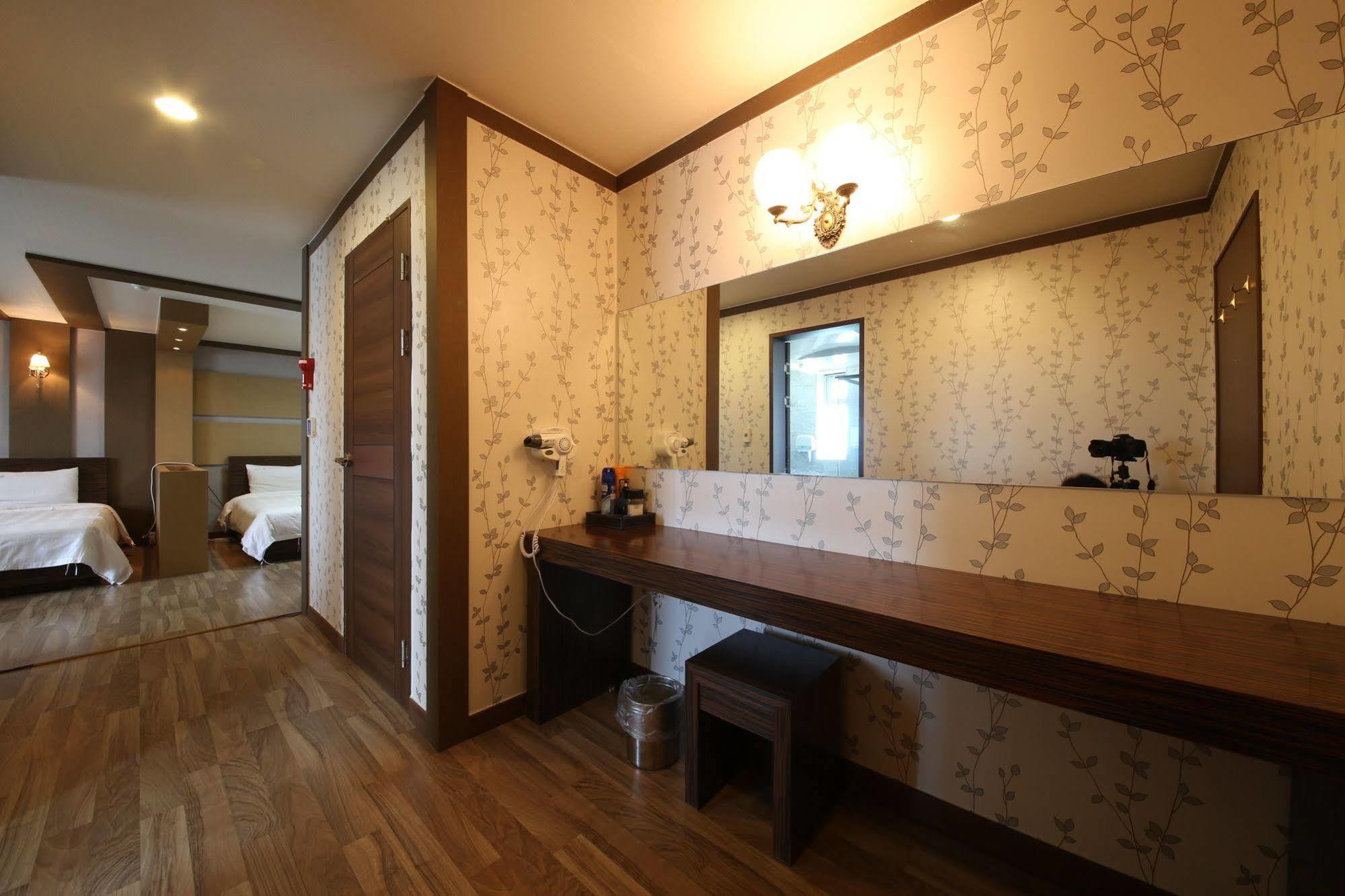 جونسان Yes Motel المظهر الخارجي الصورة
